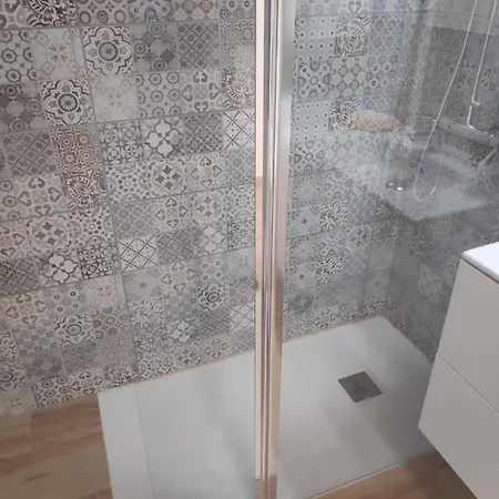 Appartement Cozy And Confortable Flat Into Quit Area