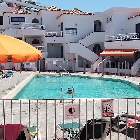 Cozy And Confortable Flat Into Quit Area Appartement